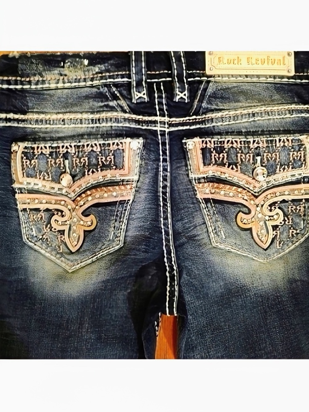 New With Tags Rock Revival Danika Easy Crop Jeans Embellished Pockets 26-1/2”